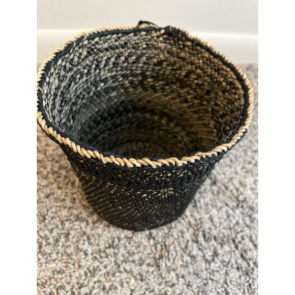 Small Black Iringa Indoor Planter Basket From Tanzania Storage Woven Basket - Picture 2 of 5